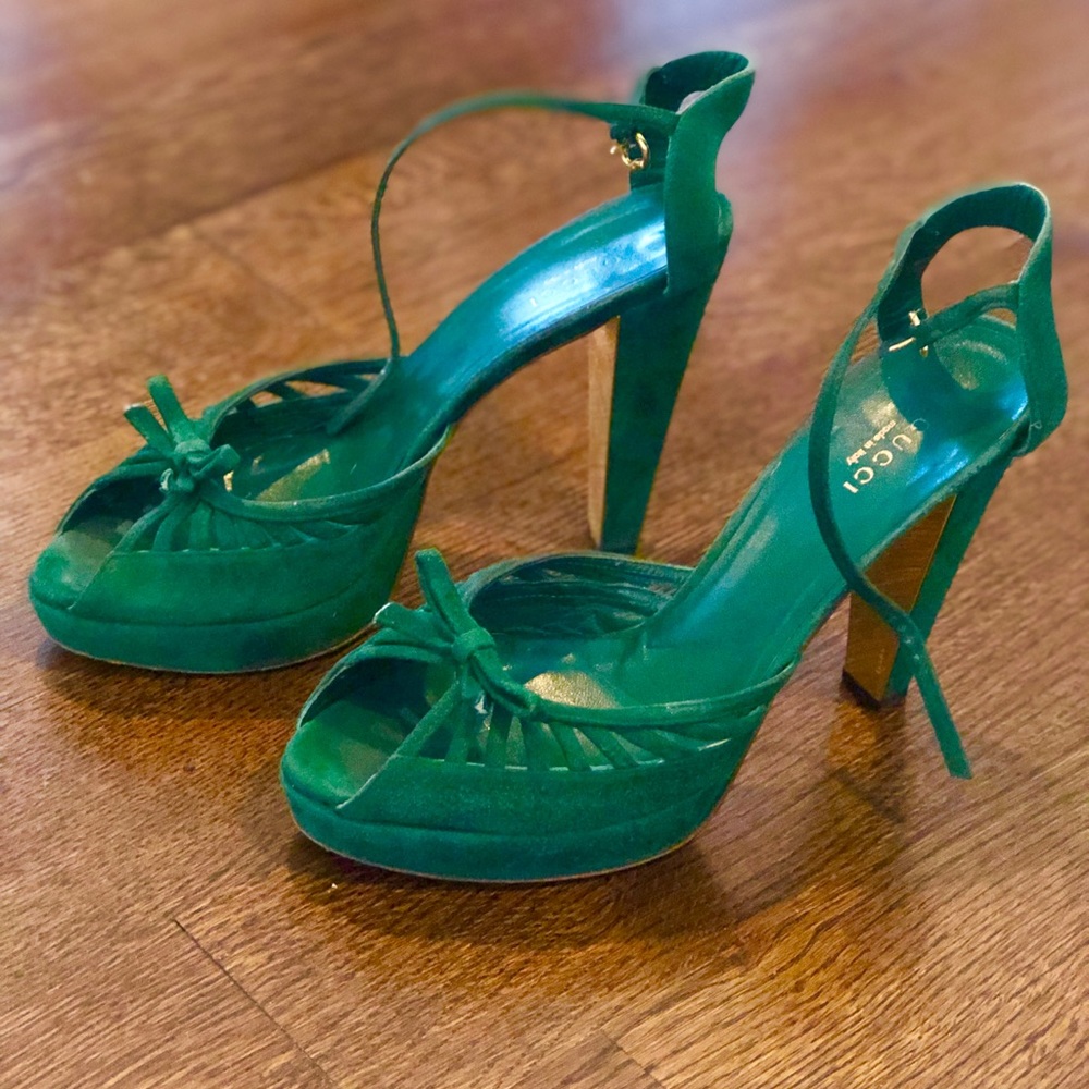 Green suede Gucci heels - Picture 1 of 12